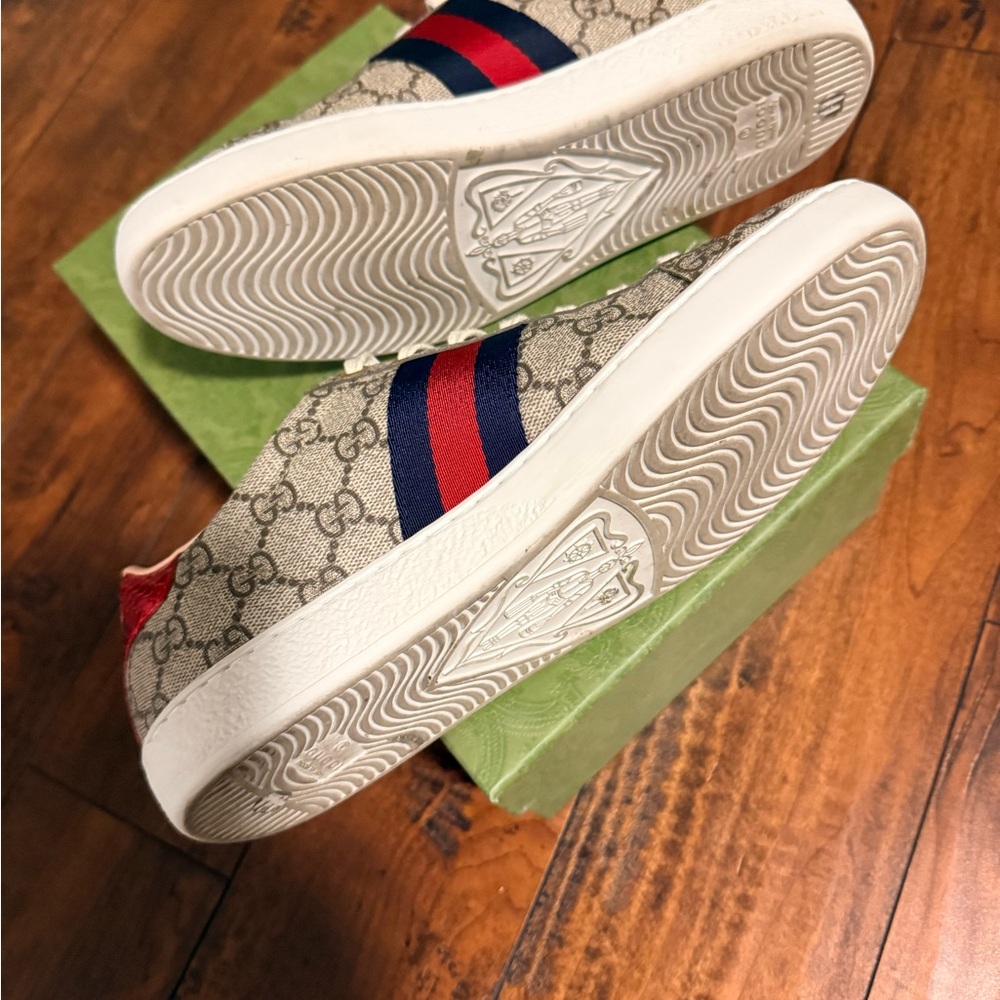 Gucci Beige GG Supreme Canvas Sneakers with Red & Navy Web - Picture 6 of 7